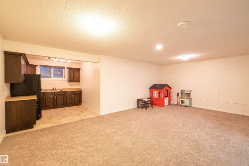 17003 71 Street, Edmonton, AB - Indoor