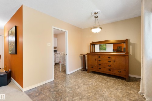 308 14810 51 Ave, Edmonton, AB - Indoor