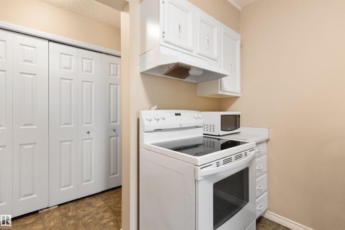 308 14810 51 Ave, Edmonton, AB - Indoor