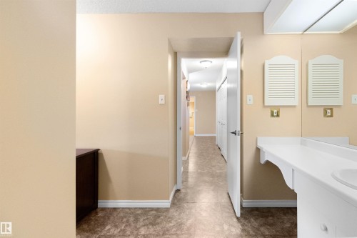 308 14810 51 Ave, Edmonton, AB - Indoor