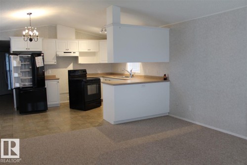 1133 Aspen Drive, Leduc, AB - Indoor Photo Showing Kitchen