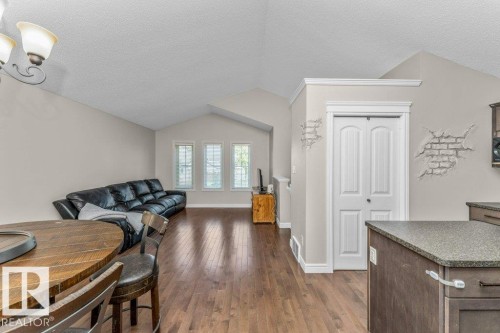 407 Watt Boulevard, Edmonton, AB - Indoor