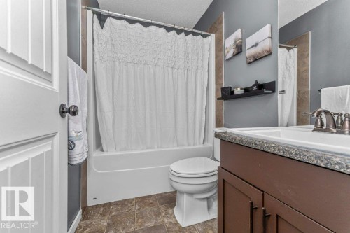 407 Watt Boulevard, Edmonton, AB - Indoor Photo Showing Bathroom