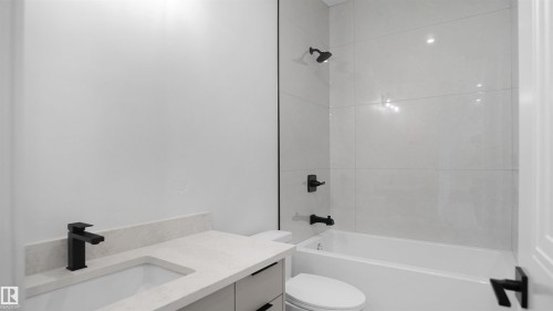 6188 Carr Road, Edmonton, AB - Indoor Photo Showing Bathroom