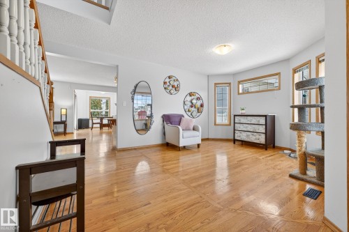 4027 31 Street, Edmonton, AB - Indoor Photo Showing Other Room