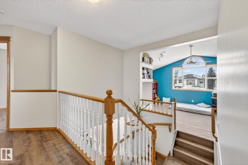 4027 31 Street, Edmonton, AB - Indoor Photo Showing Other Room