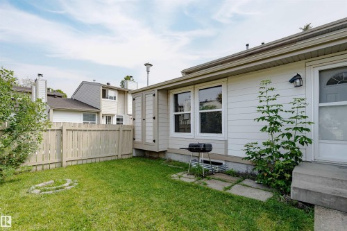 1130 Knottwood Road, Edmonton, AB - Outdoor