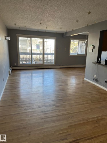 425 11217 103 Avenue, Edmonton, AB - Indoor