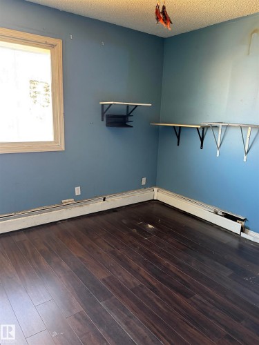 425 11217 103 Avenue, Edmonton, AB - Indoor Photo Showing Other Room