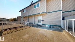 1396 LAKEWOOD Road  Edmonton, AB T6K 3M2