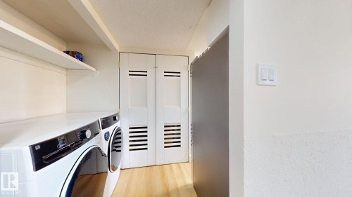 1396 Lakewood Road, Edmonton, AB - Indoor Photo Showing Laundry Room