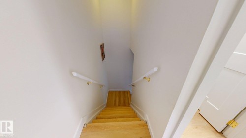 1396 Lakewood Road, Edmonton, AB - Indoor Photo Showing Other Room