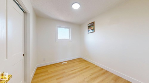 1396 Lakewood Road, Edmonton, AB - Indoor Photo Showing Other Room