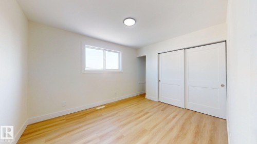 1396 Lakewood Road, Edmonton, AB - Indoor Photo Showing Other Room