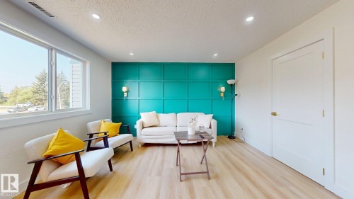 1396 Lakewood Road, Edmonton, AB - Indoor