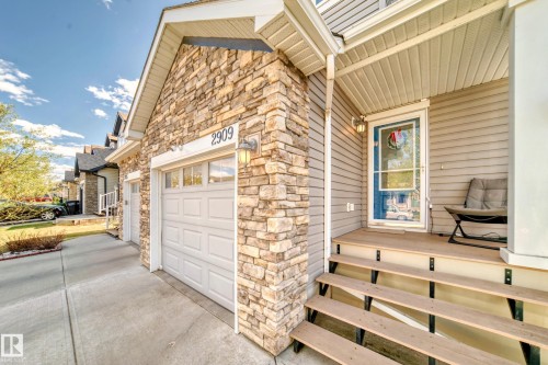 2909 18A Avenue, Edmonton, AB 