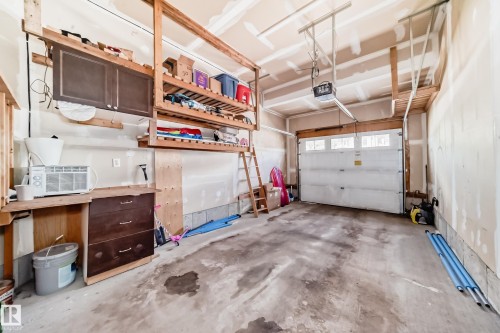 2909 18A Avenue, Edmonton, AB - Indoor Photo Showing Garage