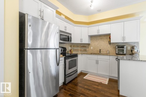 202 10524 77 Avenue, Edmonton, AB - Indoor Photo Showing Kitchen With Stainless Steel Kitchen With Upgraded Kitchen