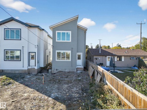 5213 104A Street, Edmonton, AB - Outdoor