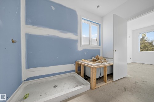 5213 104A Street, Edmonton, AB - Indoor Photo Showing Other Room