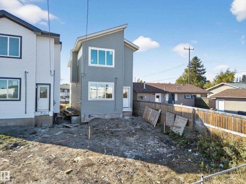 5213 104A Street, Edmonton, AB - Outdoor