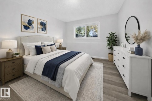 10313 150 Street, Edmonton, AB - Indoor Photo Showing Bedroom