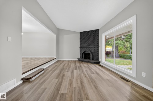 10313 150 Street, Edmonton, AB - Indoor