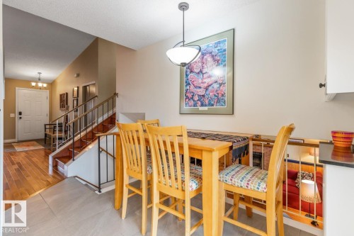 4631 10 Avenue, Edmonton, AB - Indoor Photo Showing Dining Room