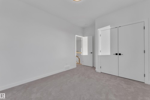 153 Graybriar Drive, Stony Plain, AB - Indoor Photo Showing Other Room