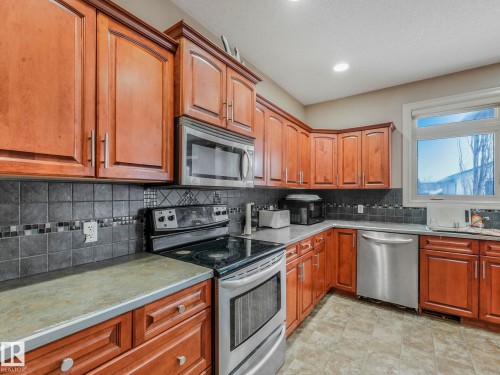 16019 134 Street, Edmonton, AB - Indoor Photo Showing Kitchen