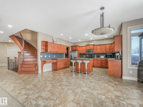 16019 134 Street, Edmonton, AB - Indoor Photo Showing Kitchen