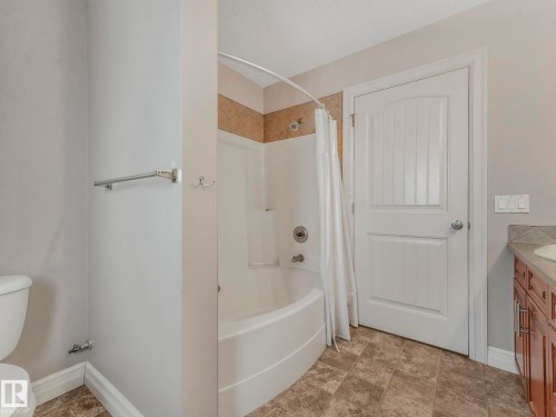 16019 134 Street, Edmonton, AB - Indoor Photo Showing Bathroom