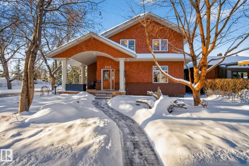 9302 93 Street, Edmonton, AB - Outdoor