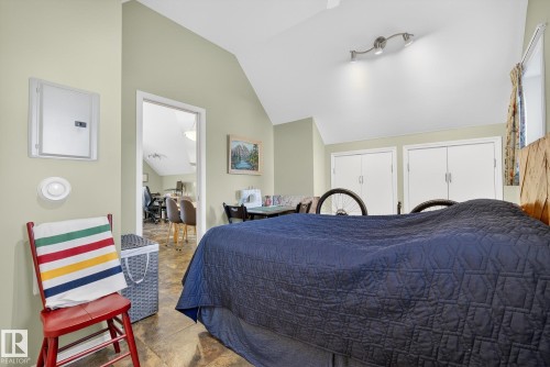 9302 93 Street, Edmonton, AB - Indoor Photo Showing Bedroom