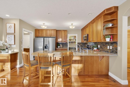 9302 93 Street, Edmonton, AB - Indoor