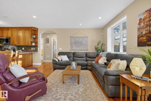 9302 93 Street, Edmonton, AB - Indoor Photo Showing Living Room
