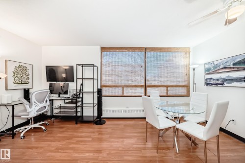 621 10160 114 Street, Edmonton, AB - Indoor