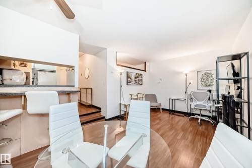 621 10160 114 Street, Edmonton, AB - Indoor