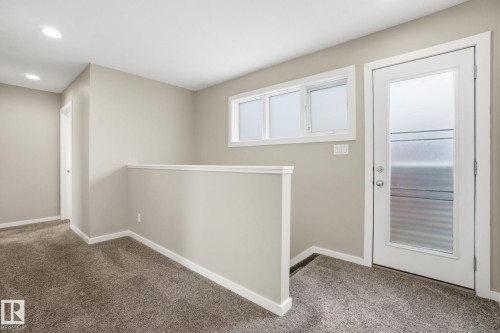 4 14315 Stony Plain Road, Edmonton, AB - Indoor Photo Showing Other Room
