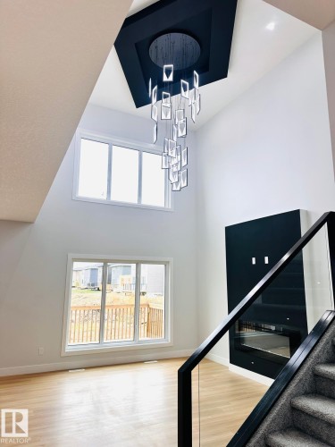 8912 Mayday Way, Edmonton, AB - Indoor Photo Showing Other Room