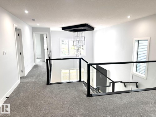 8912 Mayday Way, Edmonton, AB - Indoor Photo Showing Other Room