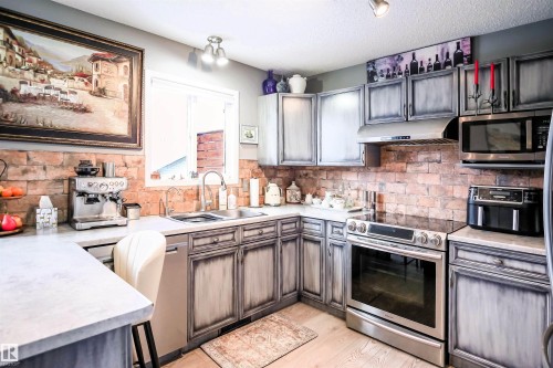 5836 204 Street, Edmonton, AB - Indoor Photo Showing Kitchen