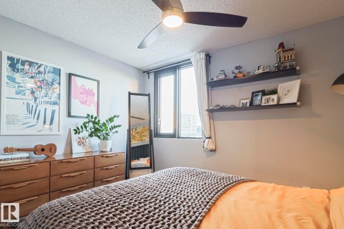 805 10175 109 Street, Edmonton, AB - Indoor Photo Showing Bedroom