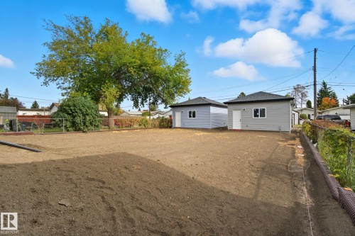 9007 153 Street, Edmonton, AB - Outdoor