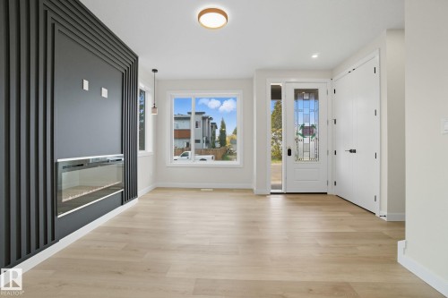 9007 153 Street, Edmonton, AB - Indoor Photo Showing Other Room