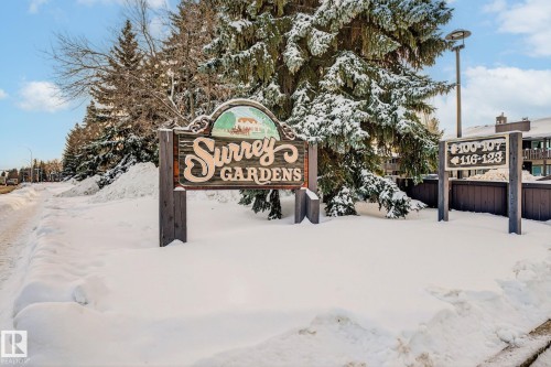 135 Surrey Gardens, Edmonton, AB - Outdoor