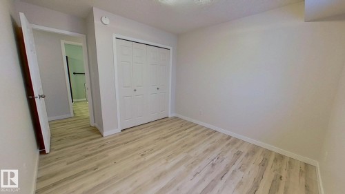 9331 103 Avenue, Edmonton, AB - Indoor Photo Showing Other Room