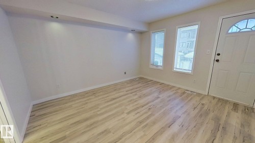 9331 103 Avenue, Edmonton, AB - Indoor Photo Showing Other Room