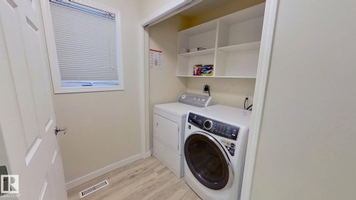 9331 103 Avenue, Edmonton, AB - Indoor Photo Showing Laundry Room