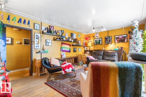 9232 86 Street, Edmonton, AB - Indoor